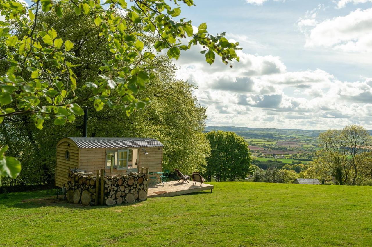 Tilbury Shepherd Huts With Hot Tubs Plus Holiday Cottages West Bagborough Exterior foto
