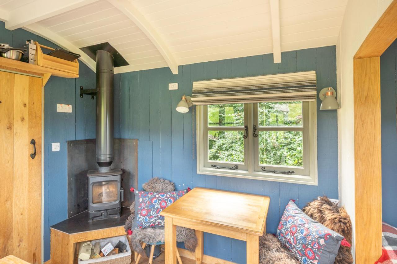 Tilbury Shepherd Huts With Hot Tubs Plus Holiday Cottages West Bagborough Exterior foto