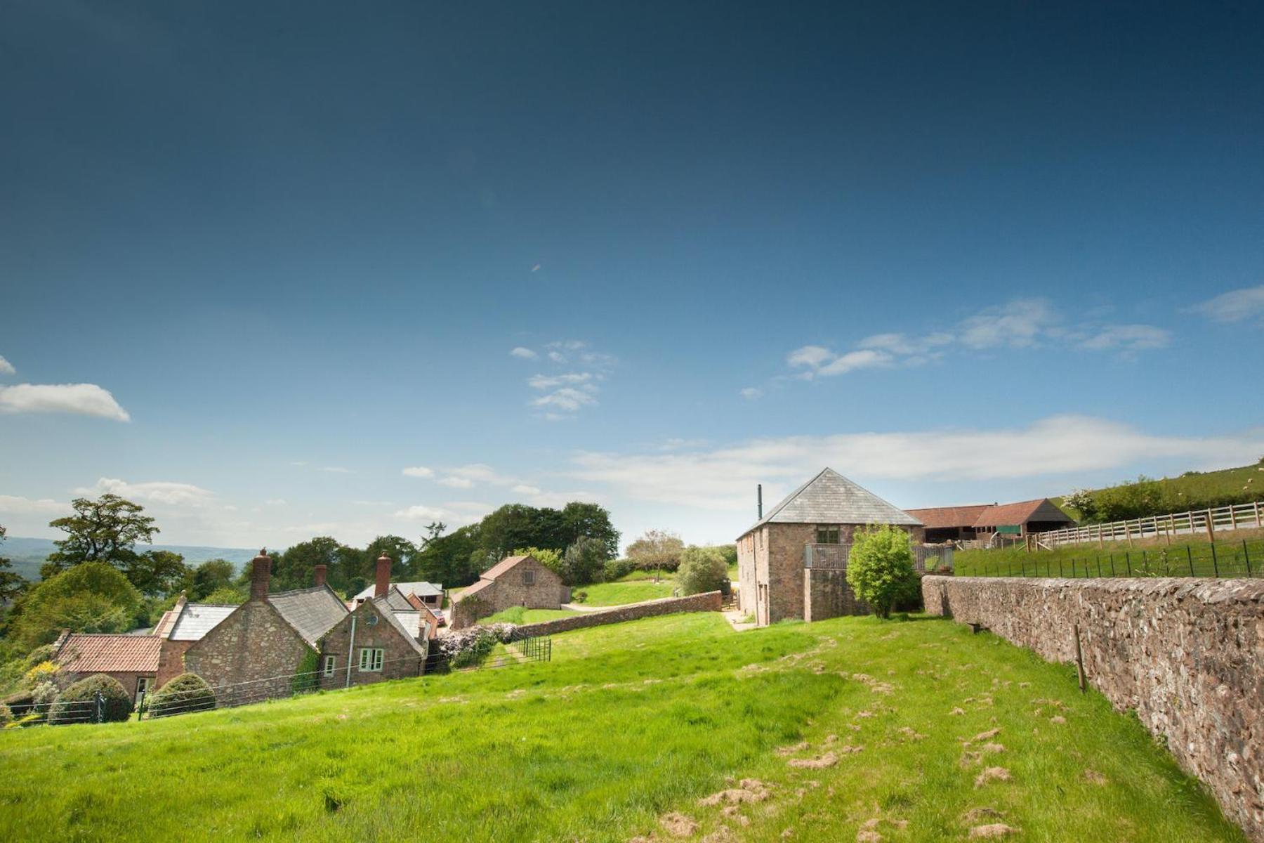 Tilbury Shepherd Huts With Hot Tubs Plus Holiday Cottages West Bagborough Exterior foto
